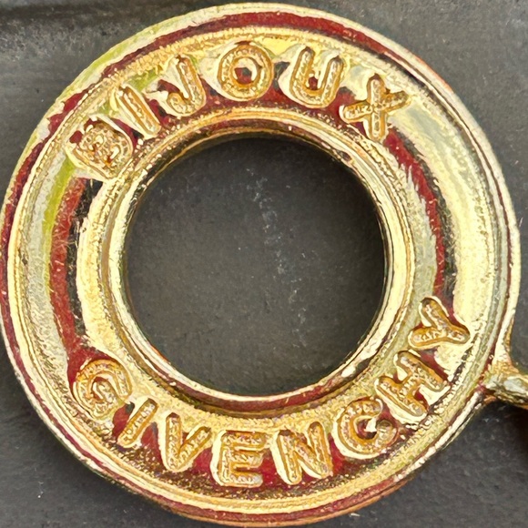 BIJOUX GIVENCHY signed double chain choker! Gold tone is rich like brass-sparkly - Picture 5 of 7